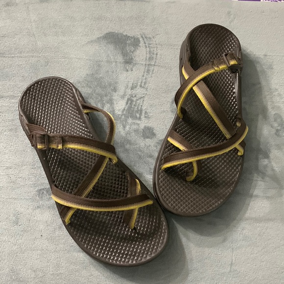 zong chacos